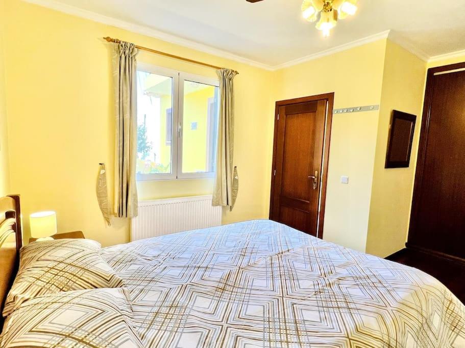 Casa Amarela By Your Madeira Rentals Понта до Сол Екстериор снимка